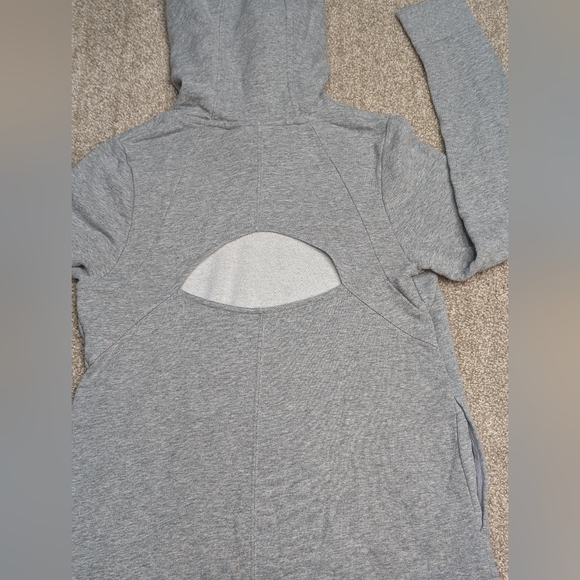 Under armour Sweatshirt - Picture 5 of 9